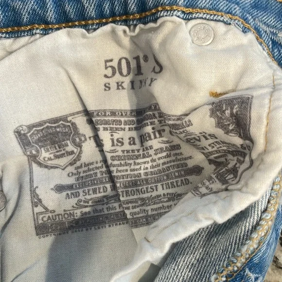 Levi’s 501 button fly skinny light wash denim 25x28 jeans - Picture 10 of 12